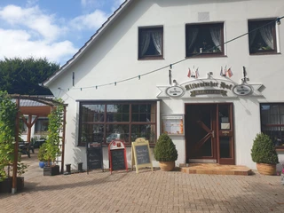 Altdeutscher Hof.jpg