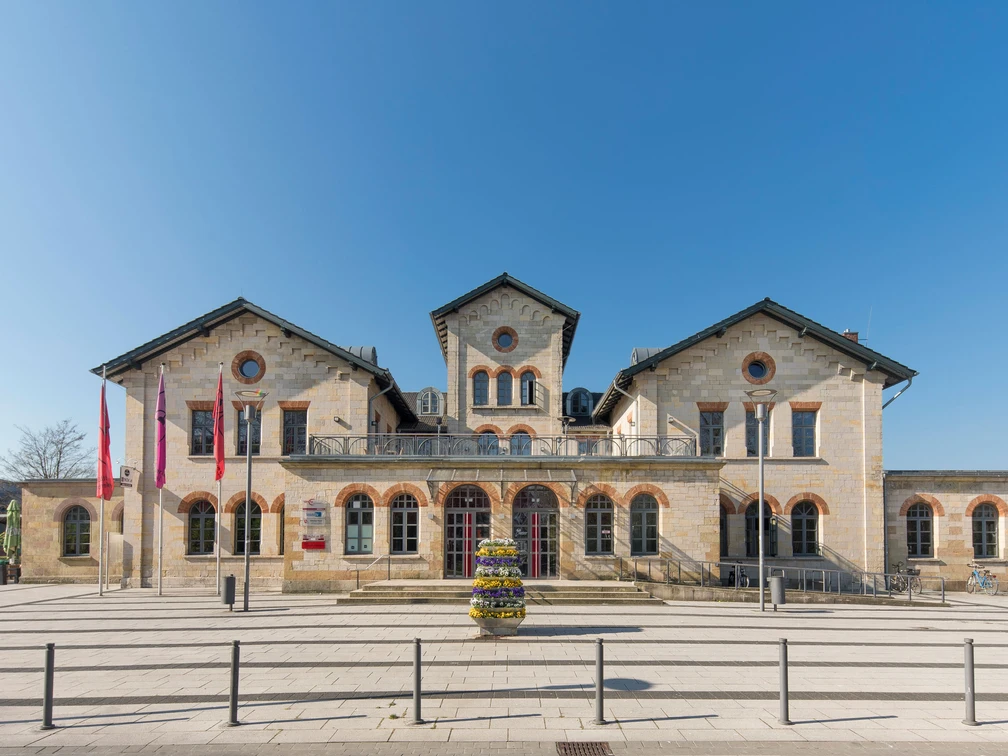 Kulturbahnhof-Wolfenbüttel.jpg Bahnhofsgebäude