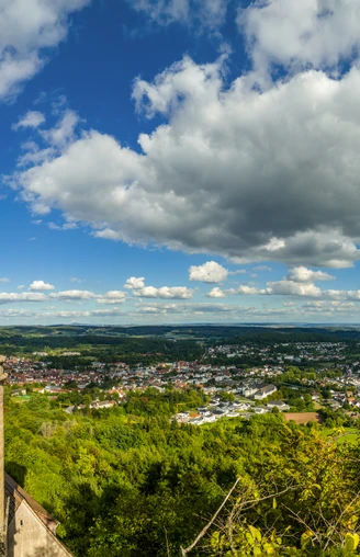 Bad Driburg-Kaiser-Karls-Turm-Teutoburger-Wald-Tourismus-D-Ketz-073-CC-BY-SA.jpg Blick auf Bad Driburg Kaiser Karls Turm