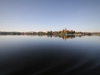 Ratzeburger See mit Domhalbinsel.JPG