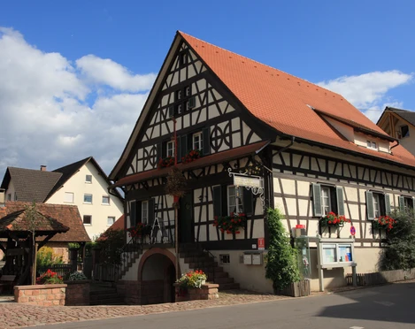 Tourist-Info/Wein- und Heimatmuseum Außenaufnahme