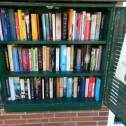 Bücherschrank DGH Wingst