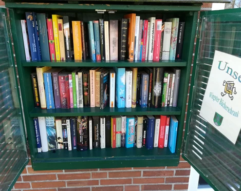 Bücherschrank DGH Wingst