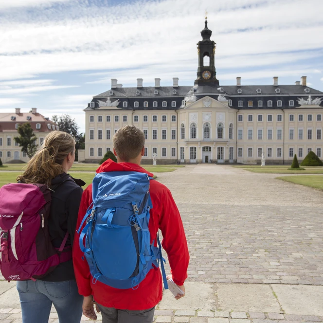 Wandern am Schloss Hubertusburg in Wermsdorf - Architektur in der Region Leipzig