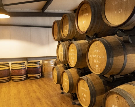 Sempione Distillery Whisky Fässer