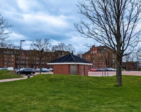 Öffentliche Toilette am Friedrich-Ebert-Platz Peine