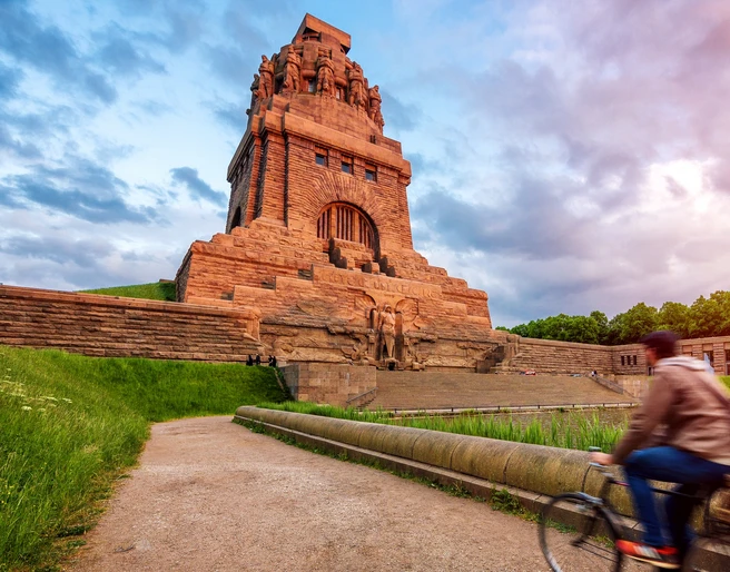 Your meeting & conference in Leipzig: Monument to the Battle of the Nations Tagung & Konferenz Leipzig Convention: Völkerschlachtdenkmal Meeting & conference Leipzig convention: Monument to the Battle of the Nations