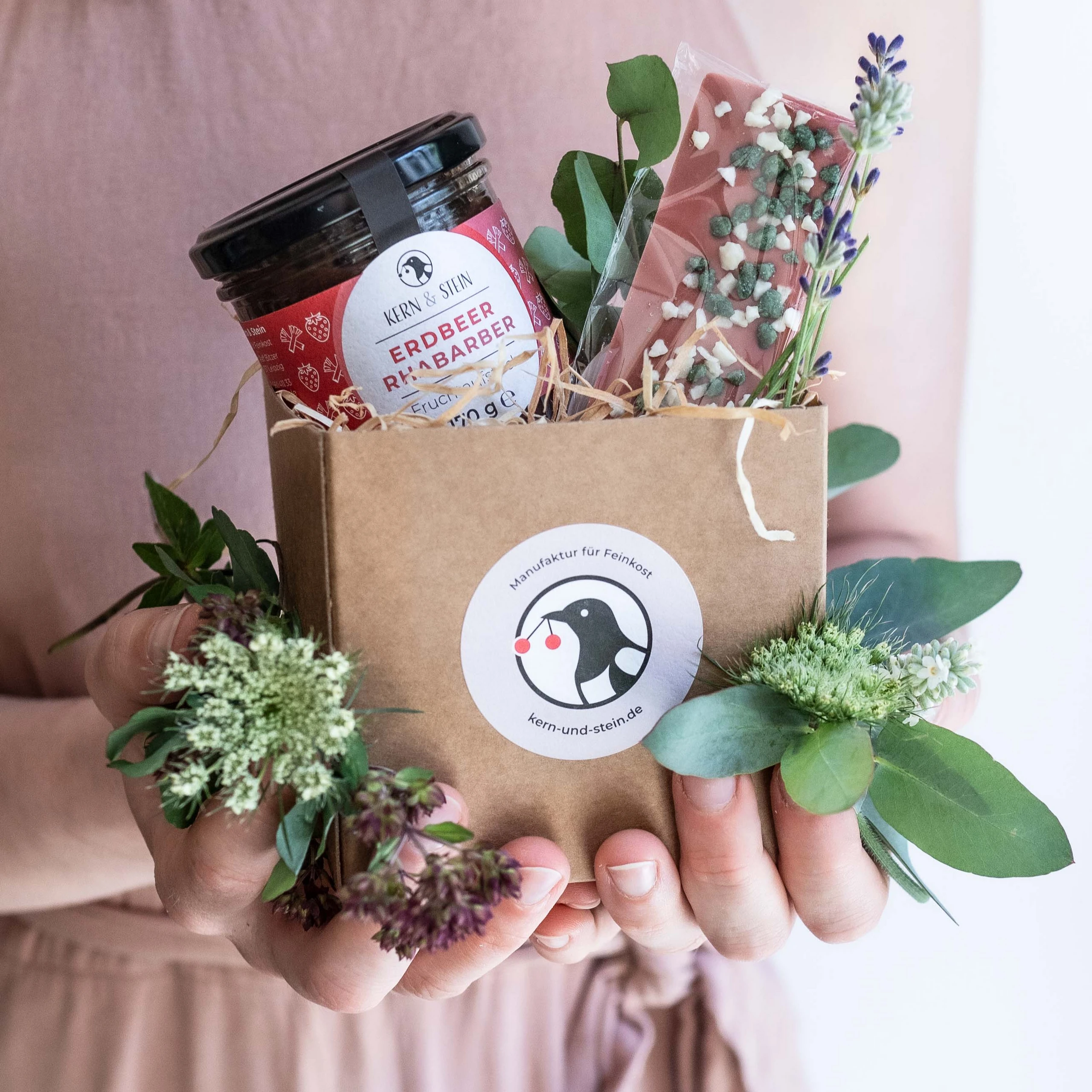 Your meeting & conference in Leipzig: gift box with Leipzig specialities