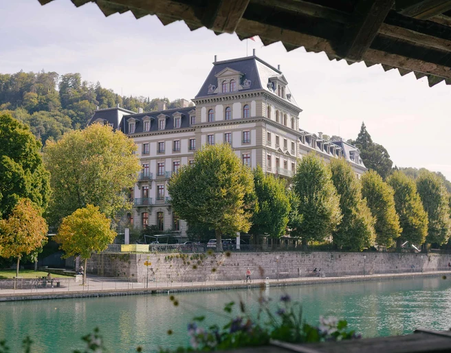 kunstmuseum-thun-aareseite-sommer.jpg