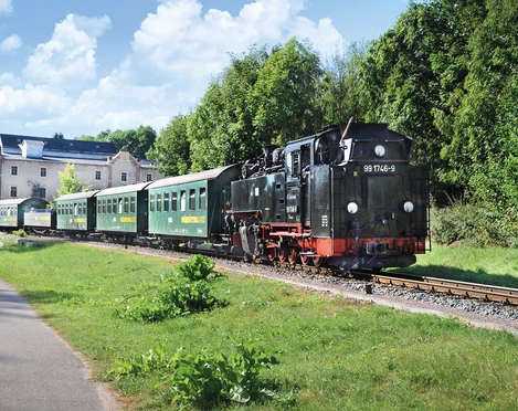 Weißeritztalbahn_Ausfahrt Dippoldiswalde_VVO_MartinSchmidt.JPG