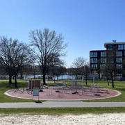 Outdoor-Fitnessgeräte am Allersee