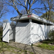 WC am DLRG Turm