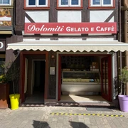 Dolomiti Marktplatz.jpg