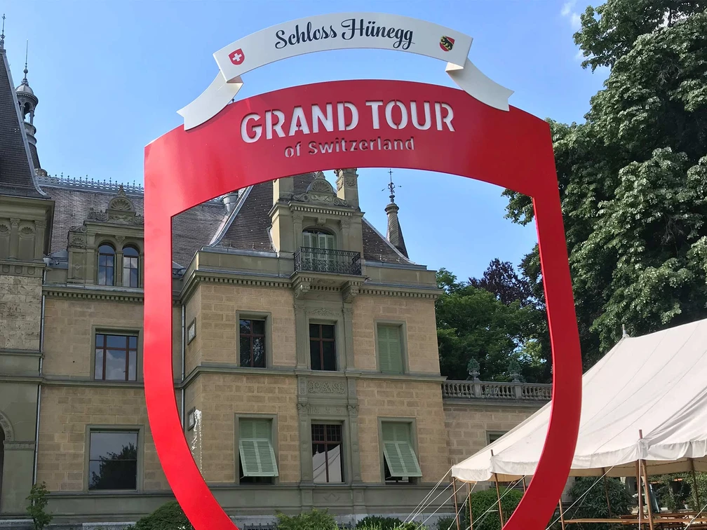 Grand Tour, Foto-Spot Schloss HüneggGrand Tour, Hünegg Castle photo spotGrand Tour, spot photo du château de Hünegg
