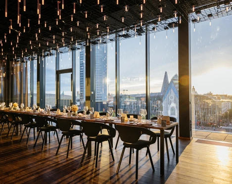 Show kitchen & vinotheque im Felix im Staycity Leipzig | Leipzig Convention Bureau  Show kitchen & vinotheque im Felix im Staycity Leipzig – präsentiert vom Leipzig Convention BureauShow kitchen & vinotheque at Felix im Staycity Leipzig – presented by the Leipzig Convention Bureau