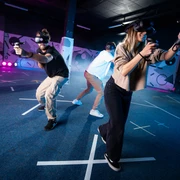 Virtual Arena Jungfraupark - Spieler mit VR Brillen