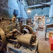 Manuelskotten Ausstellung der Nassschleiferei in den ManuelskottenExhibition of wet grinding in the ManuelskottenTentoonstelling van nat slijpen in de Manuelskotten