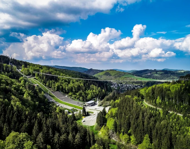 Skywalk Willingen mit Wolkenpanorama