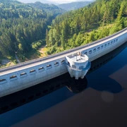 Schwarzenbachtalsperre Staumauer_s_compusign.de