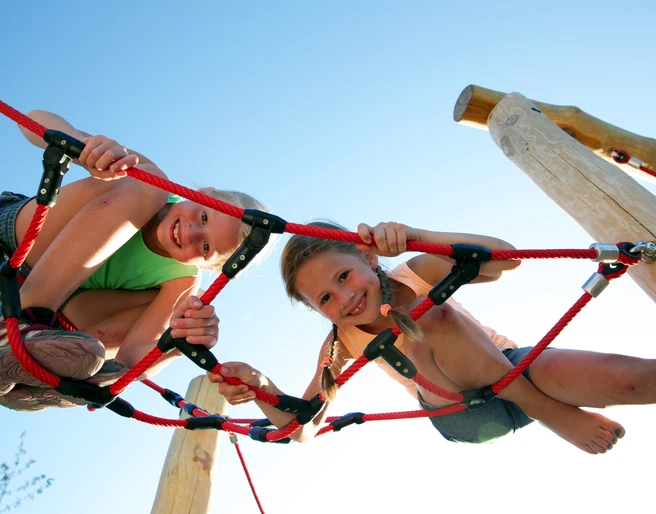 BAIE_Spielplatz_Generation (3)
