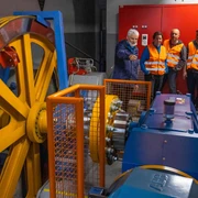 niderhorn-standseilbahn-fuehrung-maschinenraum.jpg