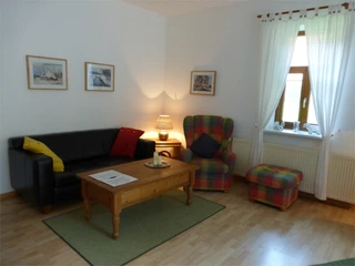 Wohnzimmer Fewo 3.JPG