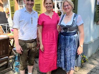 EA70A2C2 A1AC 4B92 A1D9 22901C4AC572