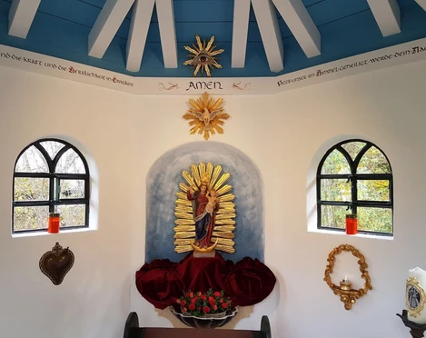 Isa Jauch - Vater uns in Kapelle.JPG