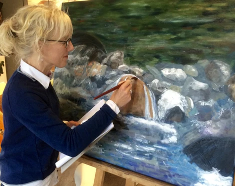 Sabine_Troch_beim_Malen 1.jpg