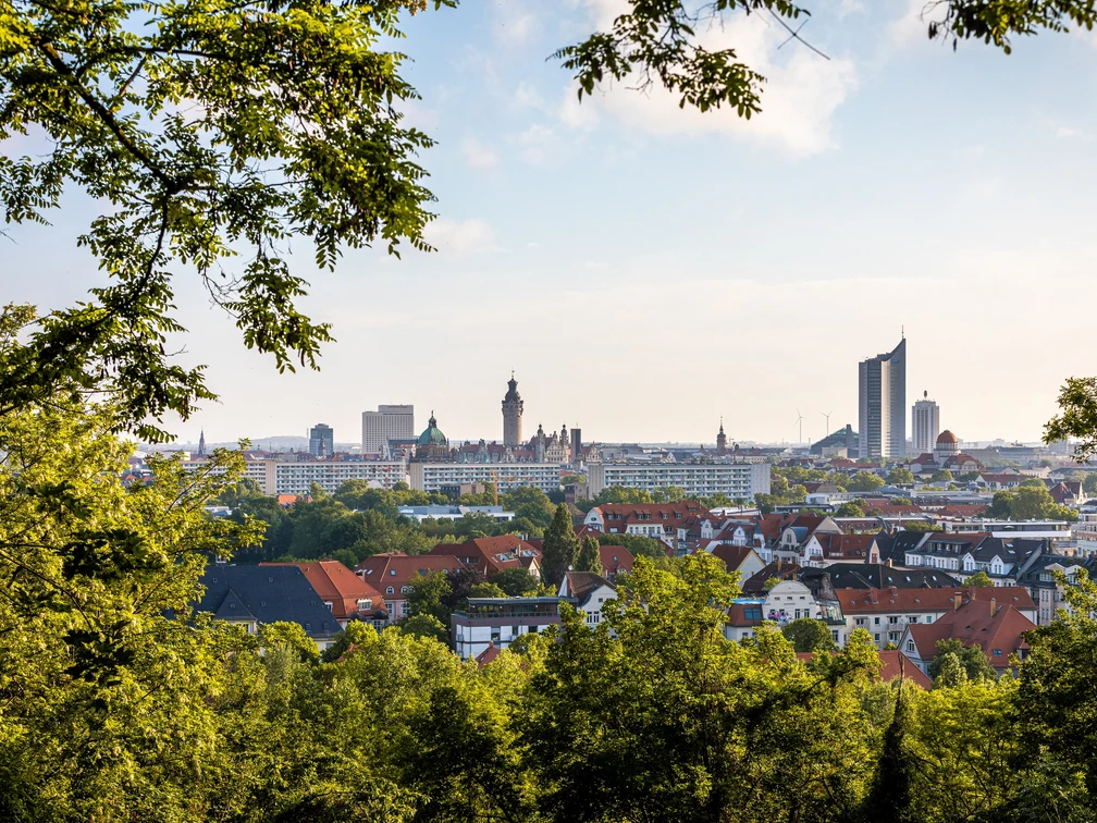 Ihre Tagung & Konferenz in Leipzig: Blick vom Fockeberg auf die Leipzig Skyline Tagung & Konferenz Leipzig Convention: Blick vom Fockeberg auf die Leipzig SkylineYour meeting & conference in Leipzig: View from Fockeberg over the skyline of Leipzig