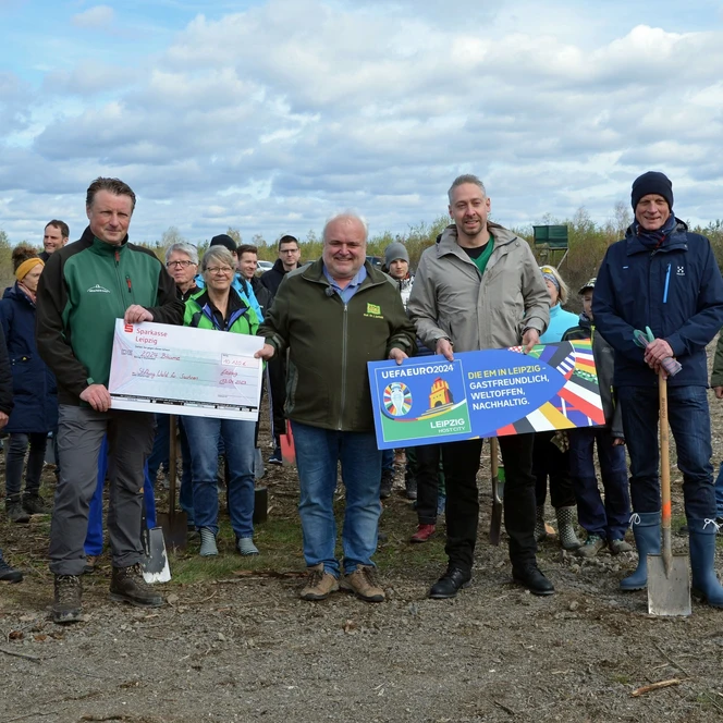 Your meeting & conference in Leipzig: tree planting campaign forest championship for the UEFA 2024