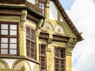 Hoexter-Stadtrundgang-Stadt Hoexter-D. Ketz-2023-091.jpg Giebel eines prächtig verzierten Fachwerkhaus in Höxters AltstadtGable of a magnificently decorated half-timbered house in Höxter's old town