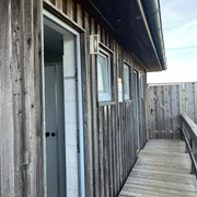 öffentliche Toilette am Strandübergang Nordseeklinik