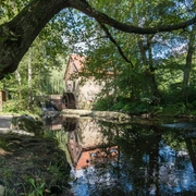 Wassermühle Nettetal - Knollmeyers Wassermühle De watermolen in het Nettetal bij Osnabrück biedt wandelaars en fietsers ook een gezellig café