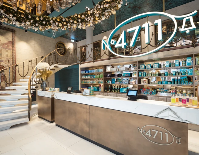 4711 Fragrance house Das Erdgeschoss des berühmten 4711 Dufthauses in der Glockengasse mit elegantem Einkaufsambiente.The first floor of the famous 4711 fragrance house in Glockengasse with an elegant shopping ambience.
