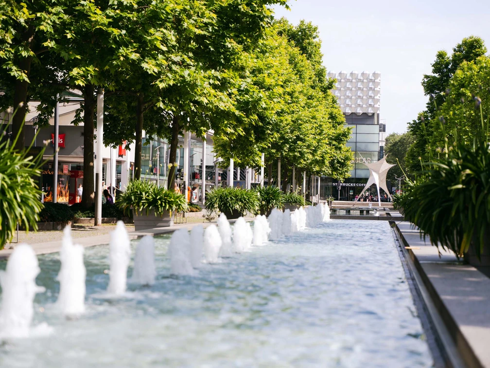 Prager-Strasse-Dresden.jpg