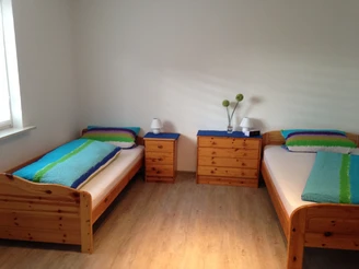 Zwei Bett Zimmer in Fewo