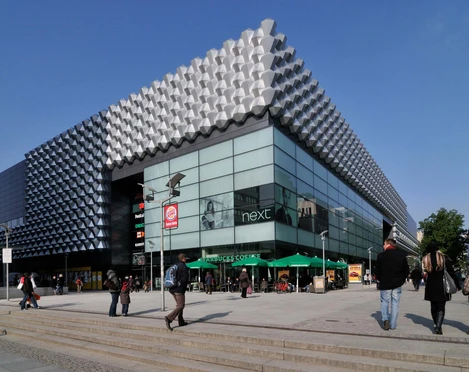Centrum-Galerie-Dresden-aussen.jpg