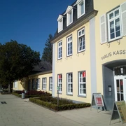 Haus Kassel mit der Tourist-Information Bad Nenndorf