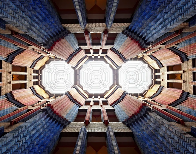 Peter Behrens-Bau Kuppelhalle Höchst