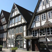 Historischer Stadtkern Detmold Fachwerkhäuser reihen sich in Detmolds historischem Stadtkern, strahlen Tradition und Geschichte aus.