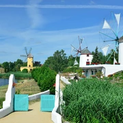 Südländische Mühlen im Mühlenmuseum Gifhorn Blick auf die südländischen Mühlen im Internationalen Mühlenmuseum Gifhorn