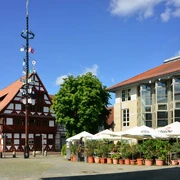 Blick auf den Gifhorner Marktplatz Blick auf den Gifhorner Marktplatz mit altem und neuen Rathaus