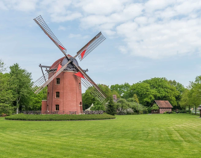 ruegenwalder-muehle-aussenansicht