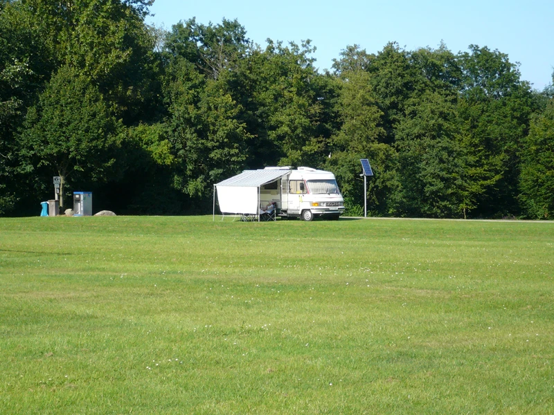 Wohnmobilstellplatz "Bohldamm" Wohnmobil auf dem Stellplatz "Bohldamm" in Hankensbüttel