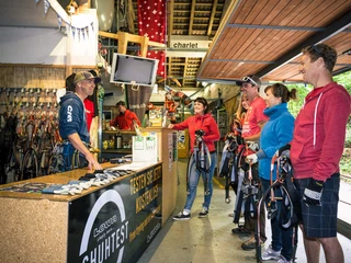 interlaken-seilpark-gruppe-ausruestung