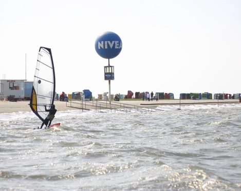 Windsurfen in Dornumersiel