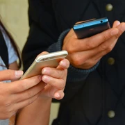 texting-1490691_1920-1