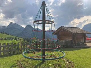 Carrousel avec vue imprenable sur le Schwarzenberg et le Wiriehorn