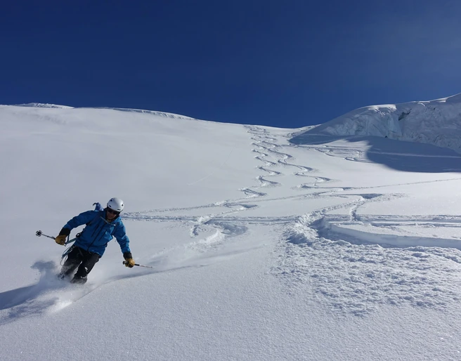 Des randonnées à ski pleines d'entrain avec l'école alpine Bergfalke